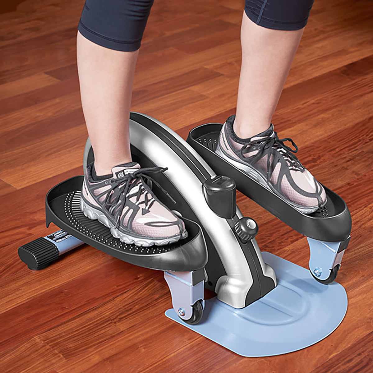 Compact Elliptical Trainer - image 4
