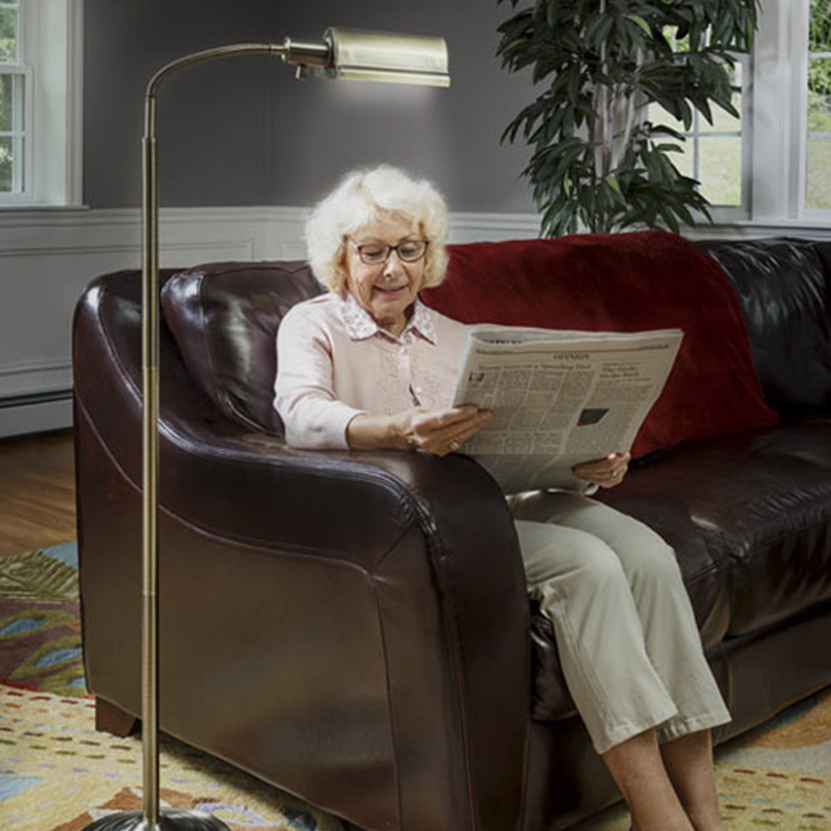Cordless LED Floor Lamp - image 4