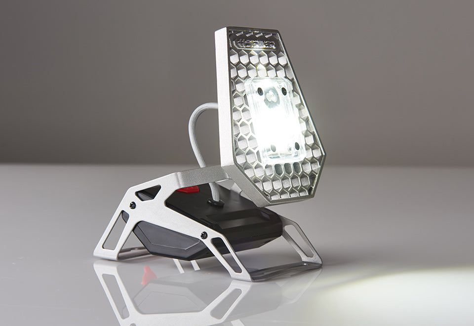 Durable Mobile Task Light - image 2