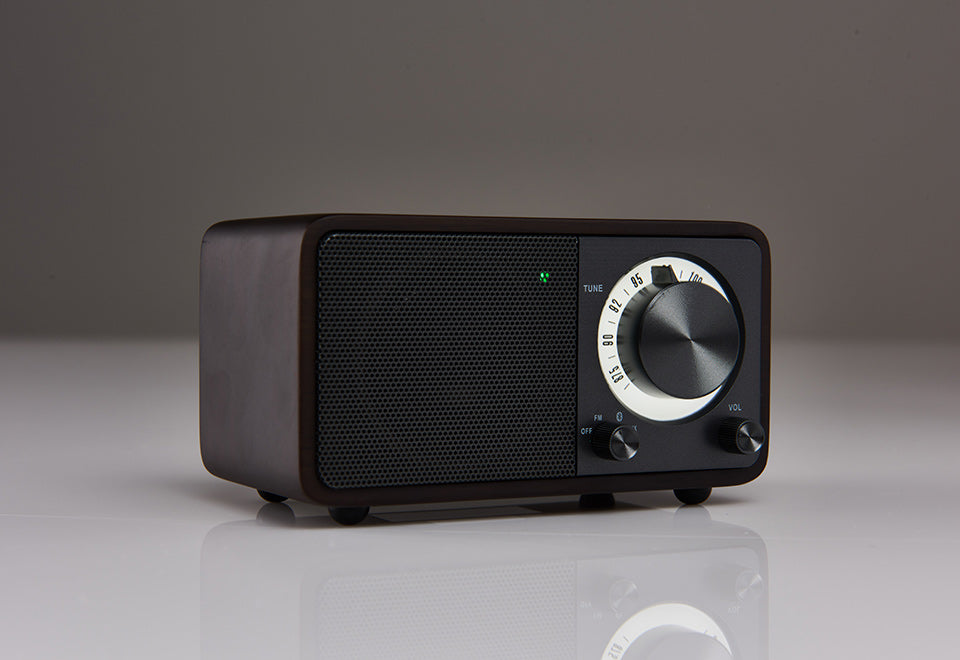 Iconic Tabletop Radio and Bluetooth Speaker - image 2