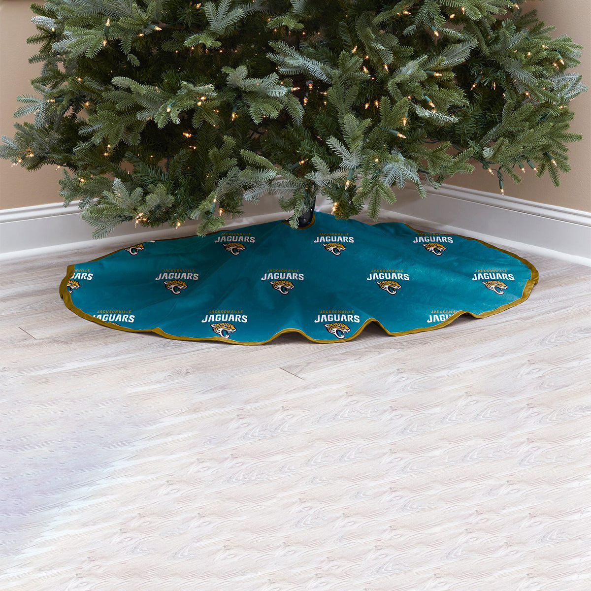 NFL Tree Skirt - image 4