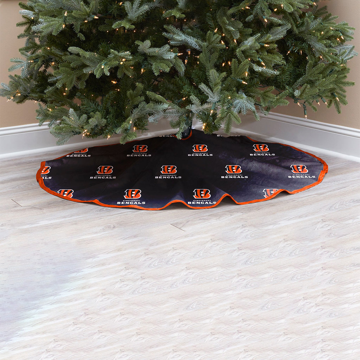 NFL Tree Skirt - image 21