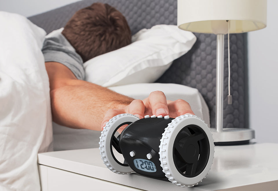 Alarm Clock on Wheels - image 3