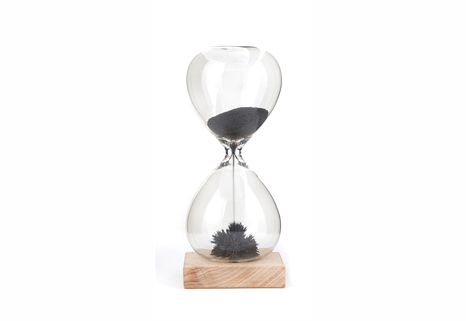 Magnetic Sand Hourglass - image 3