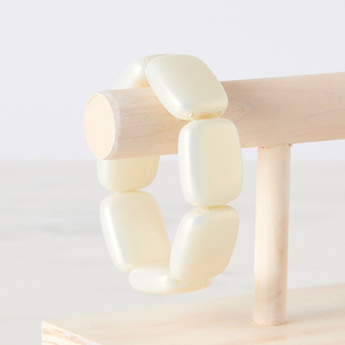 Hot Girls Pearls Cooling Bracelet - image 7