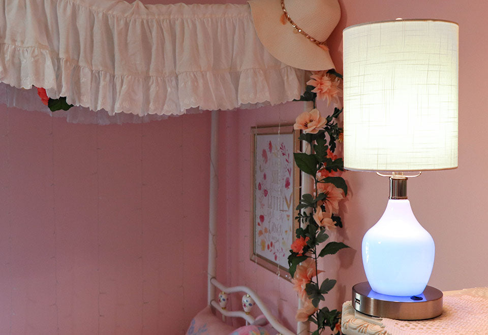 Color Changing Table Lamp - image 9