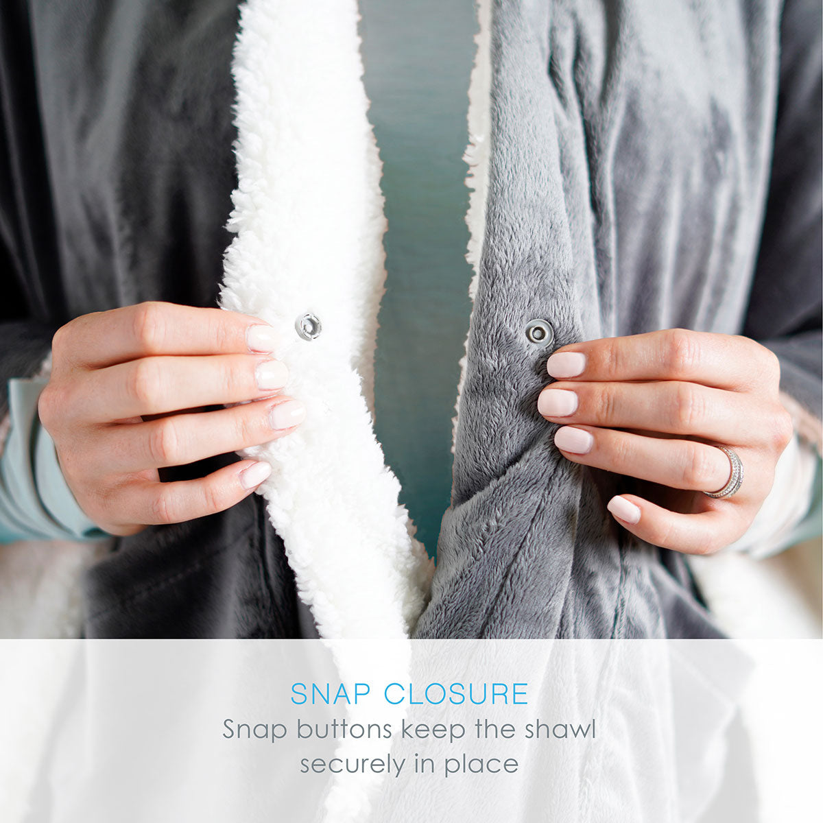 Plush Heated Shawl - image 4