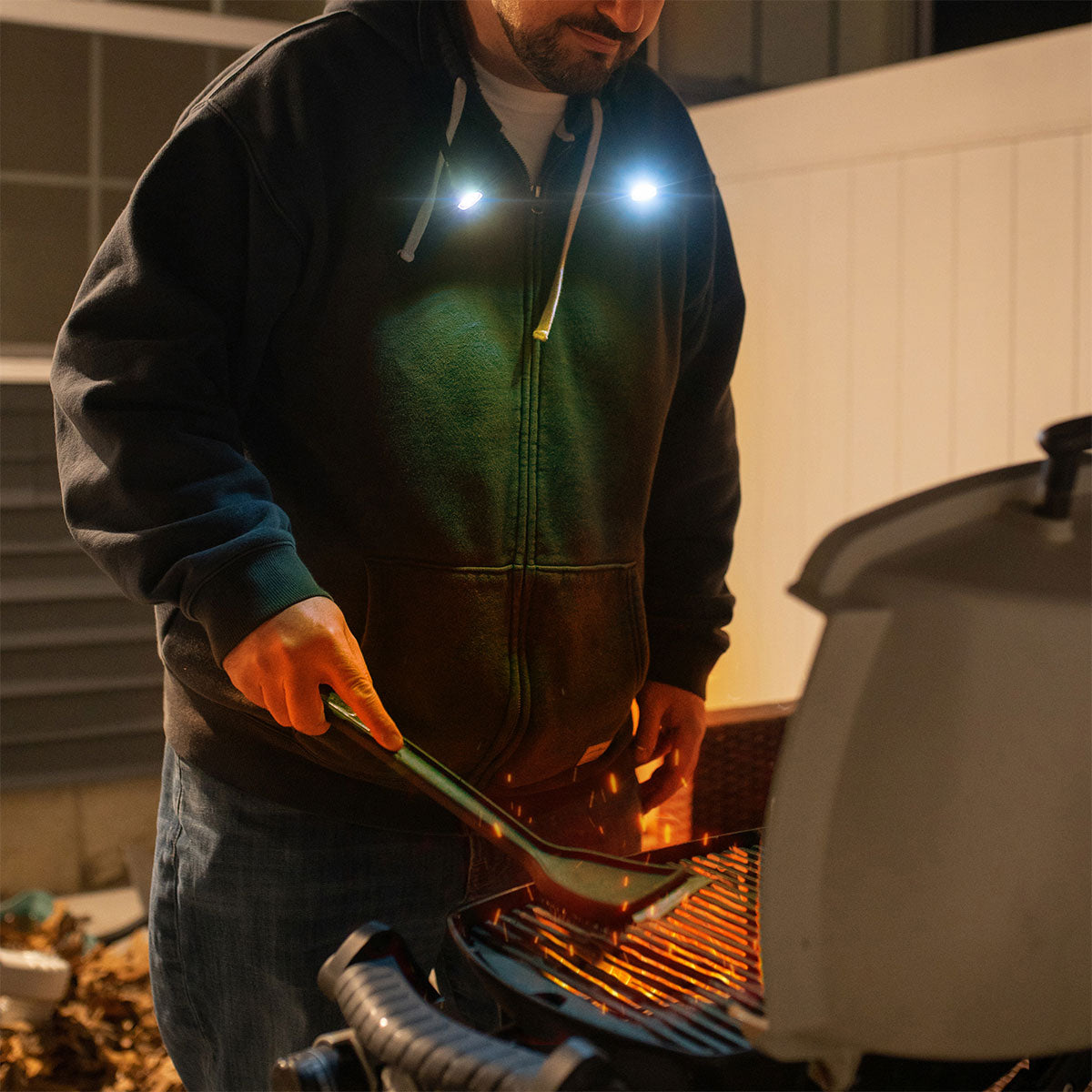 Hands-Free Neck Light - image 11