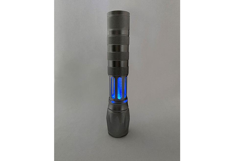 2-in-1 Flashlight Bug Zapper - image 3