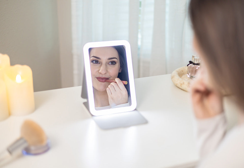 Full-Face LED Travel Mirror