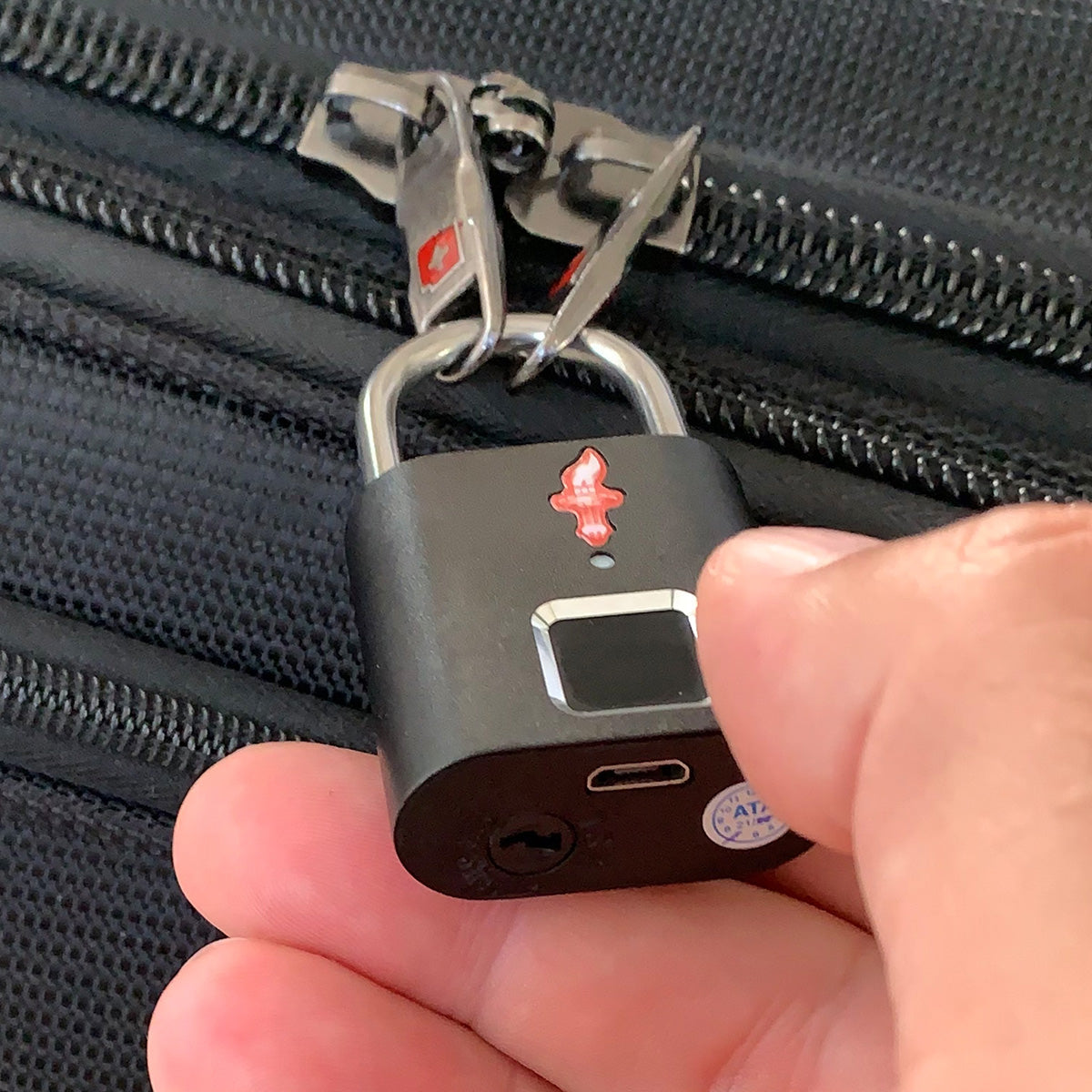 TSA Approved Fingerprint Lock - image 3