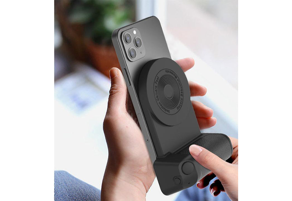 Magnetic Handheld Selfie Grip - image 3