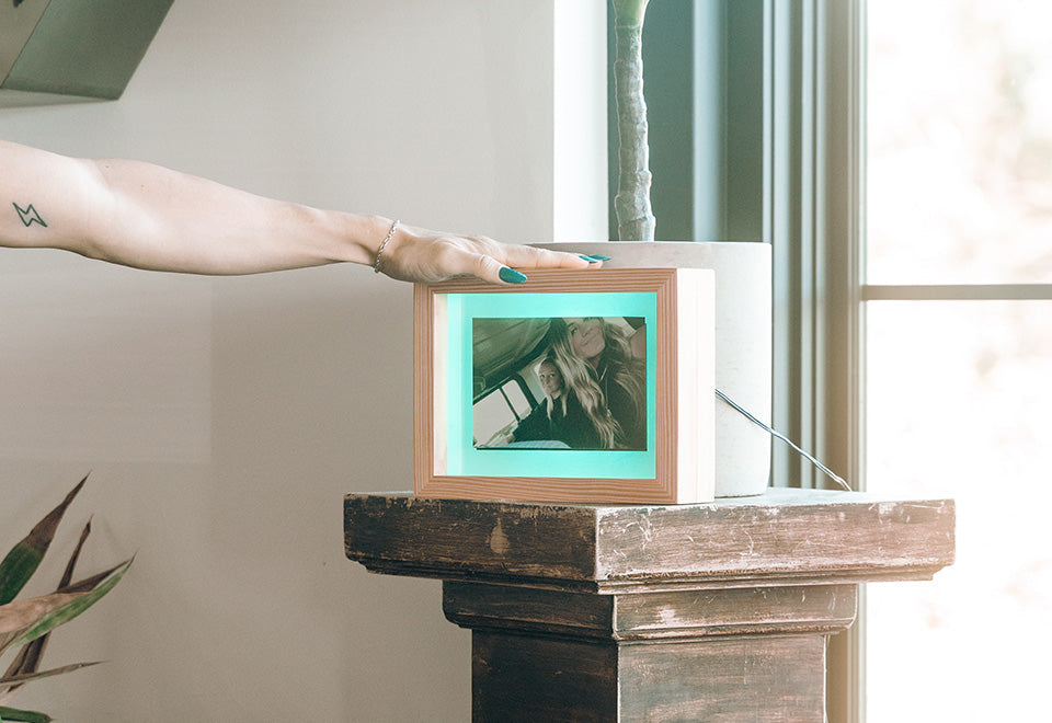 Long Distance Friendship Picture Frame Lamps (Set of 2) - image 15