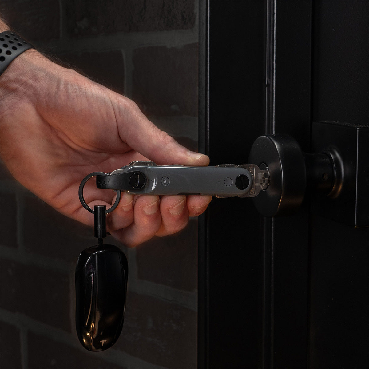 Trackable Smart Key Organizer - image 5