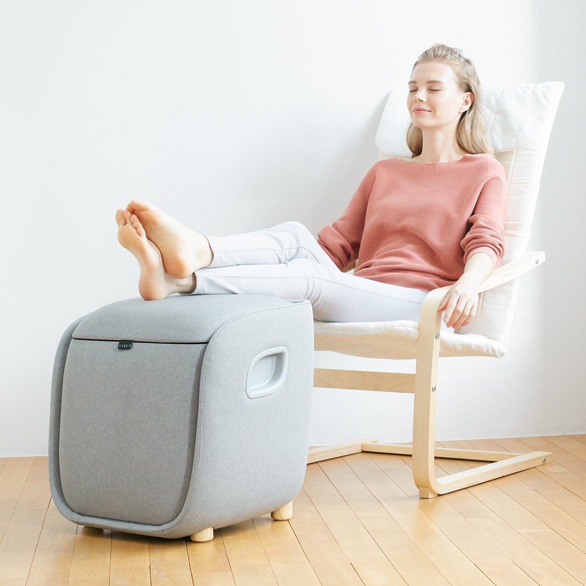 Foot and Calf Massaging Ottoman - image 6
