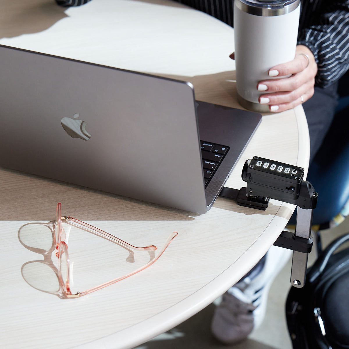 Universal Anti-Theft Laptop Lock - image 8