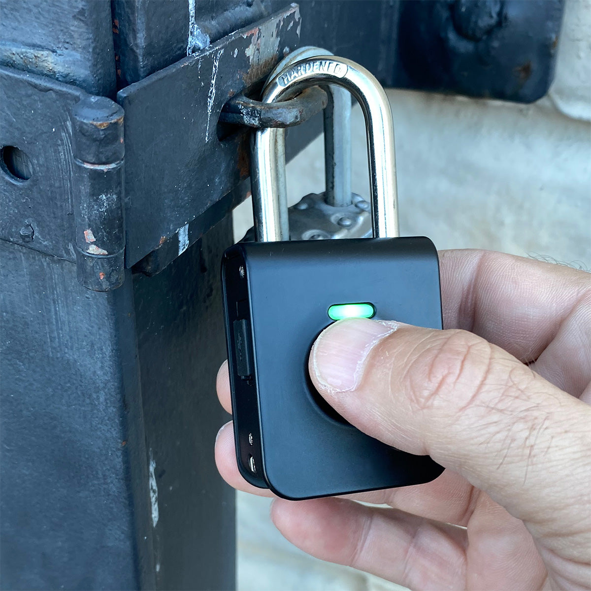 Fingerprint Padlock - image 6