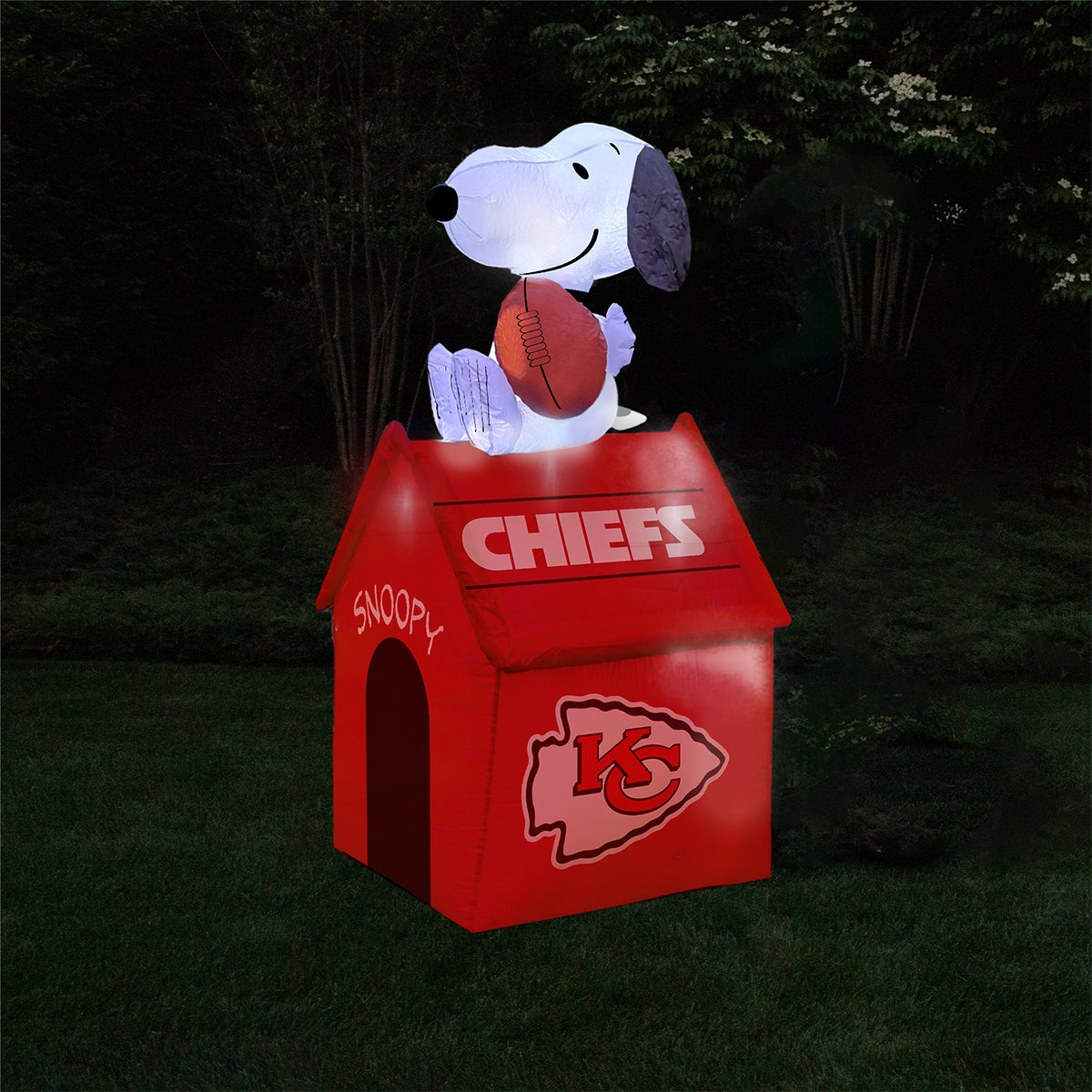 NFL Inflatable Snoopy™ Doghouse - image 64