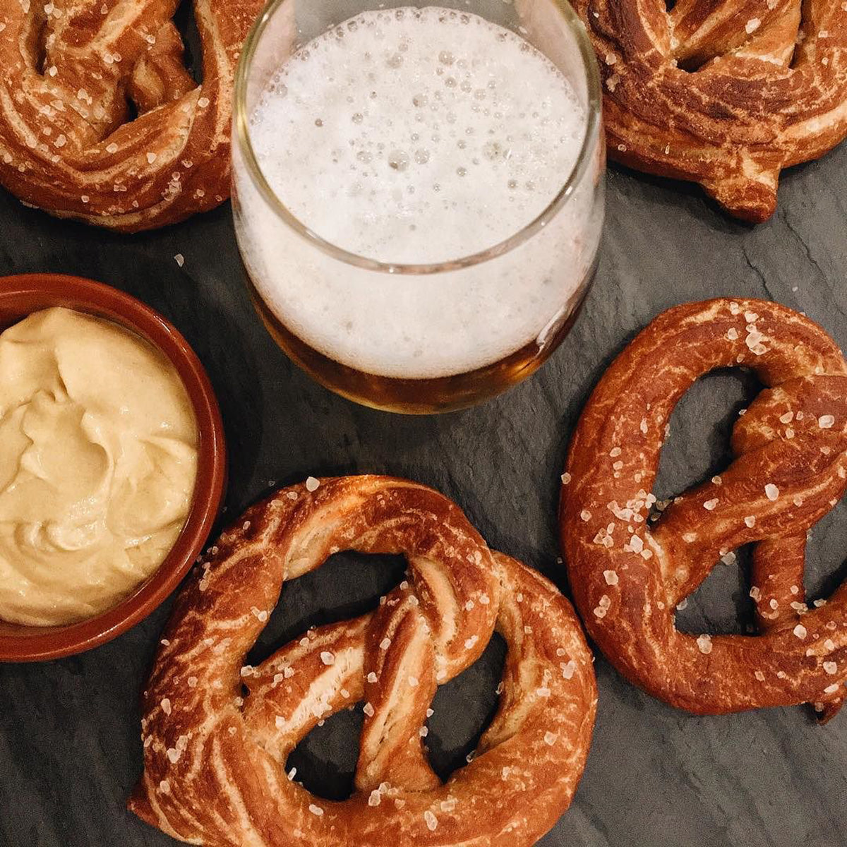 Soft Pretzel and Beer Cheese Making Kit - image 2