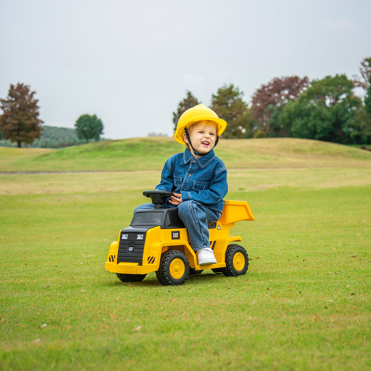 CAT Dump Truck Ride-On Toy - image 4