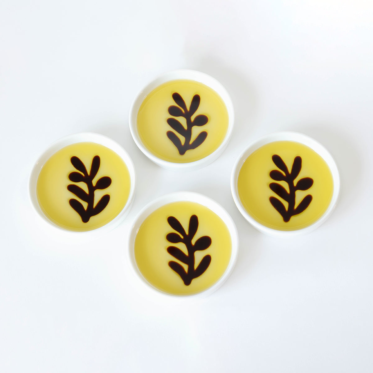 Charcuterie Board and 4-Piece Individual Dipping Set - image 2