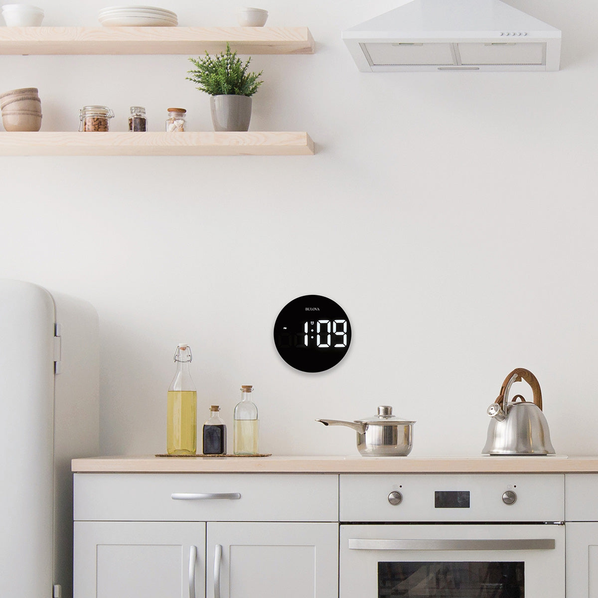 Bulova Clearview Tabletop/Wall Clock - image 3