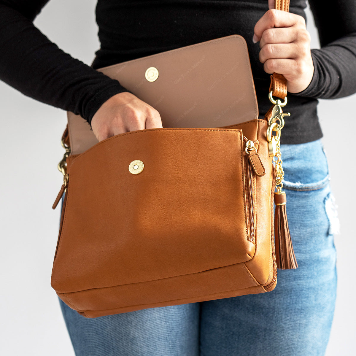 Concealed Carry Clutch Crossbody - image 3