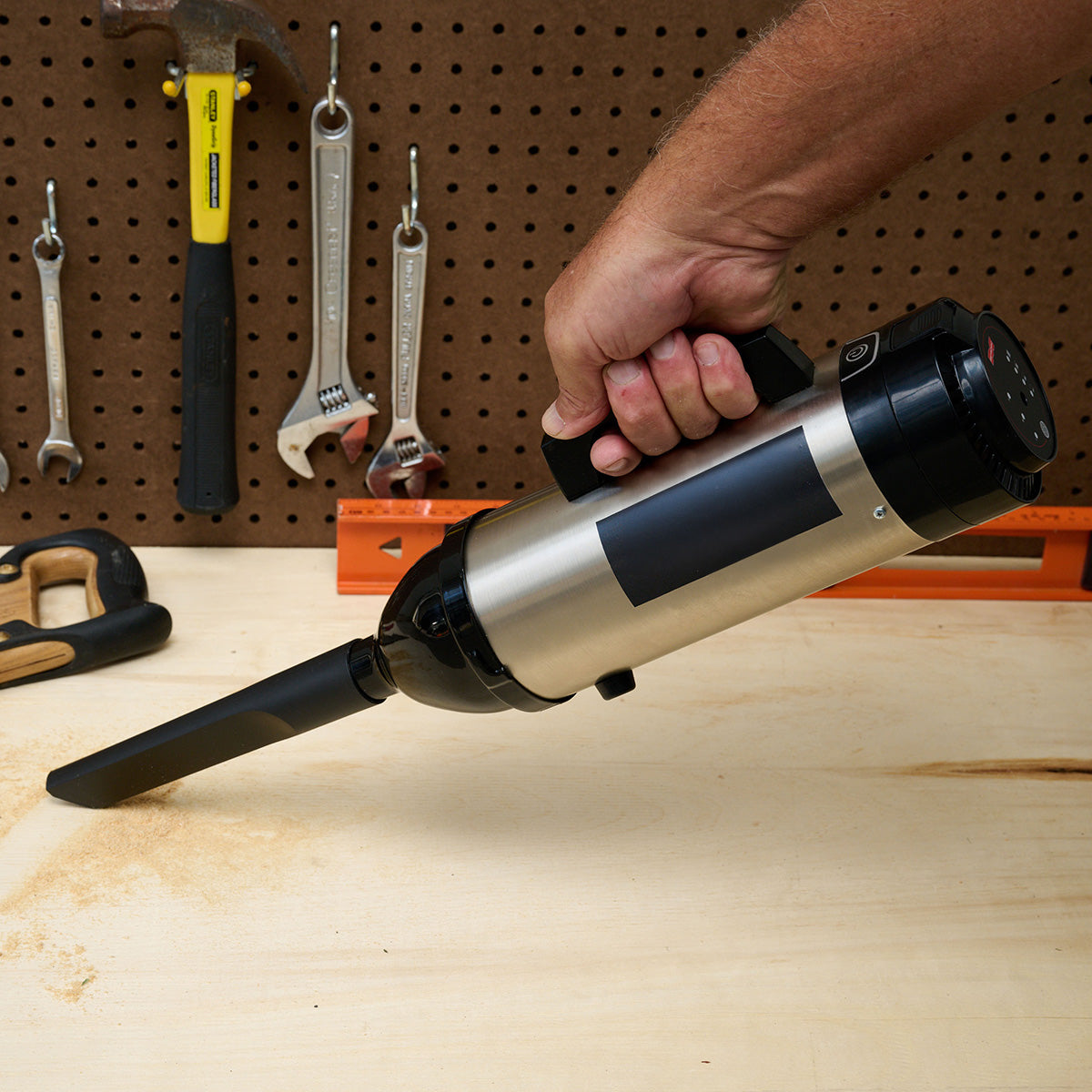 Professional Cordless Utility Vacuum - image 18