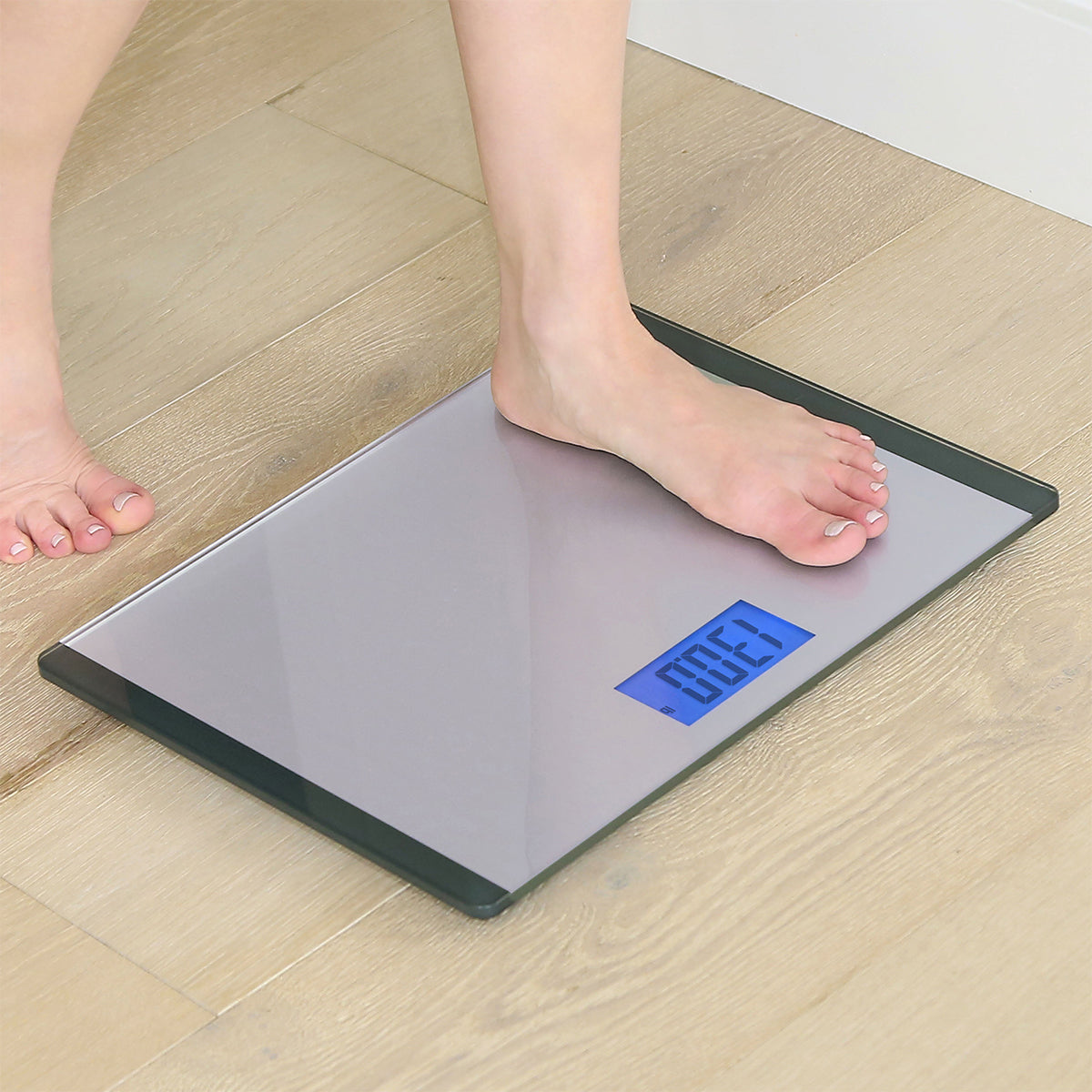 Wide Body Glass Bathroom Scale - image 3
