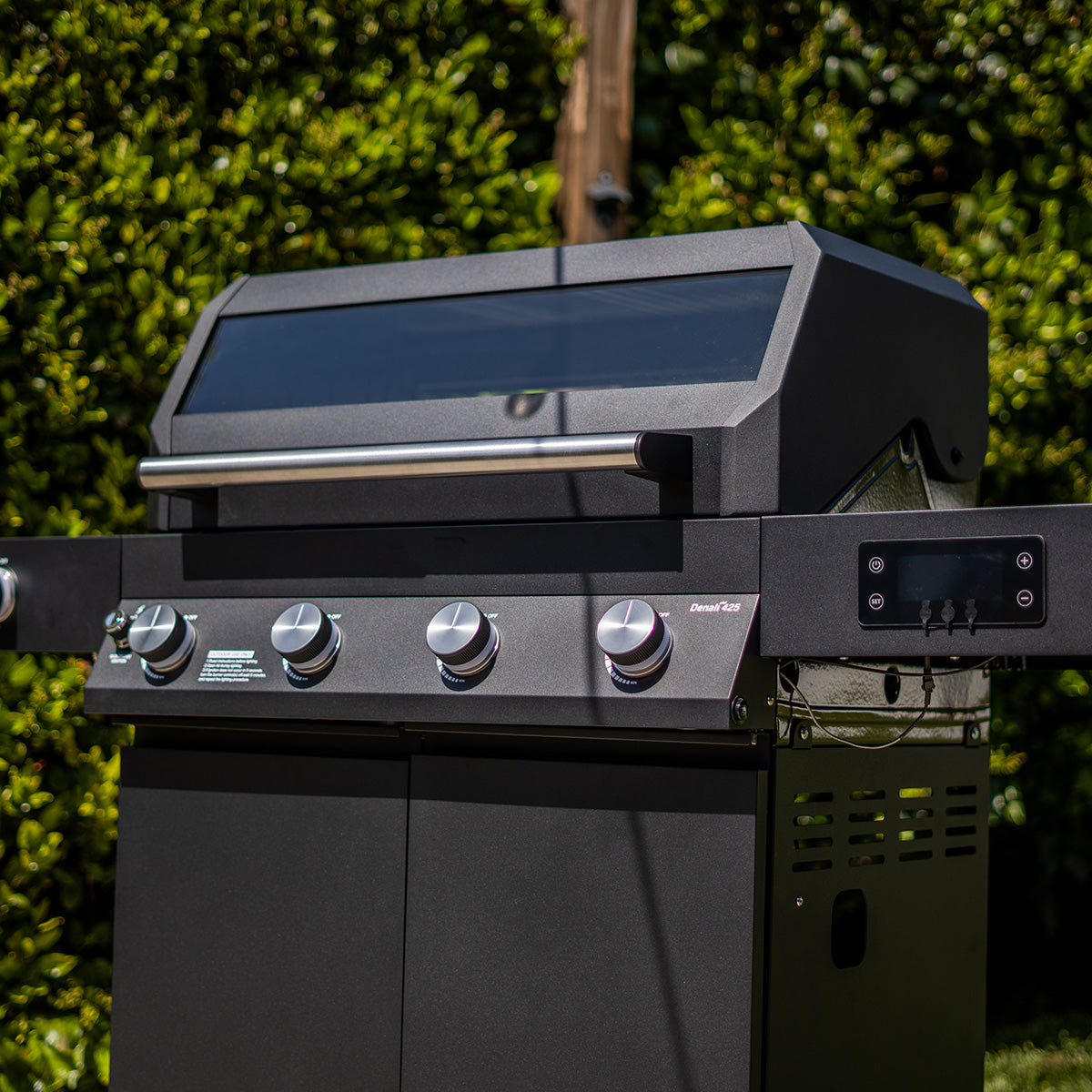 510 sq. in. Smart Grill with Clearview Lid - image 20