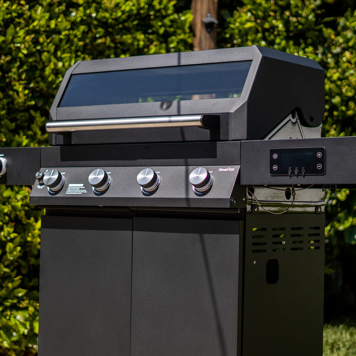 510 sq. in. Smart Grill with Clearview Lid - image 21