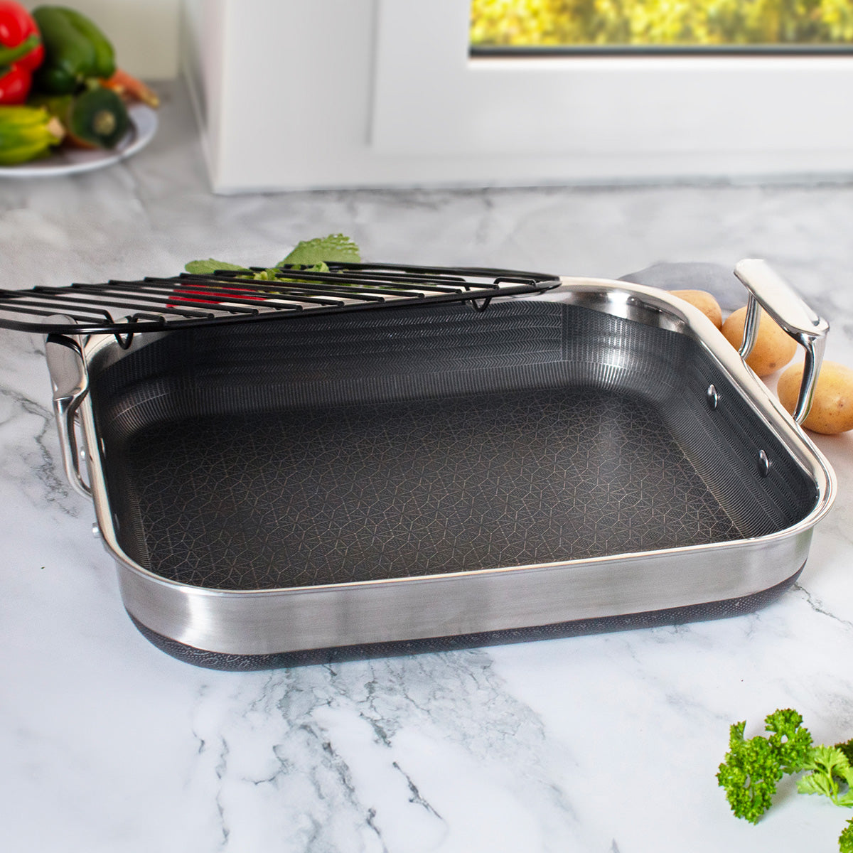 14'' Hybrid Nonstick Roasting Pan with Rack - image 4
