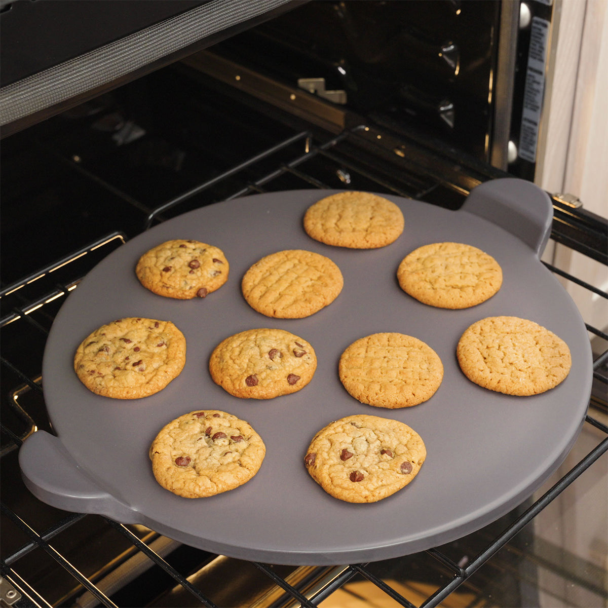 3-Piece Glazed Pizza Stone Set - image 19