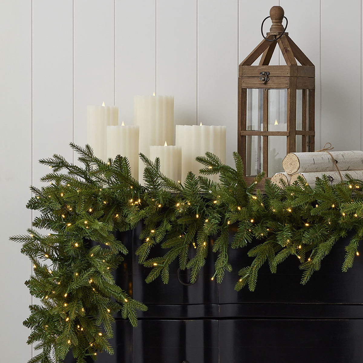 9' Pine Garland - image 3