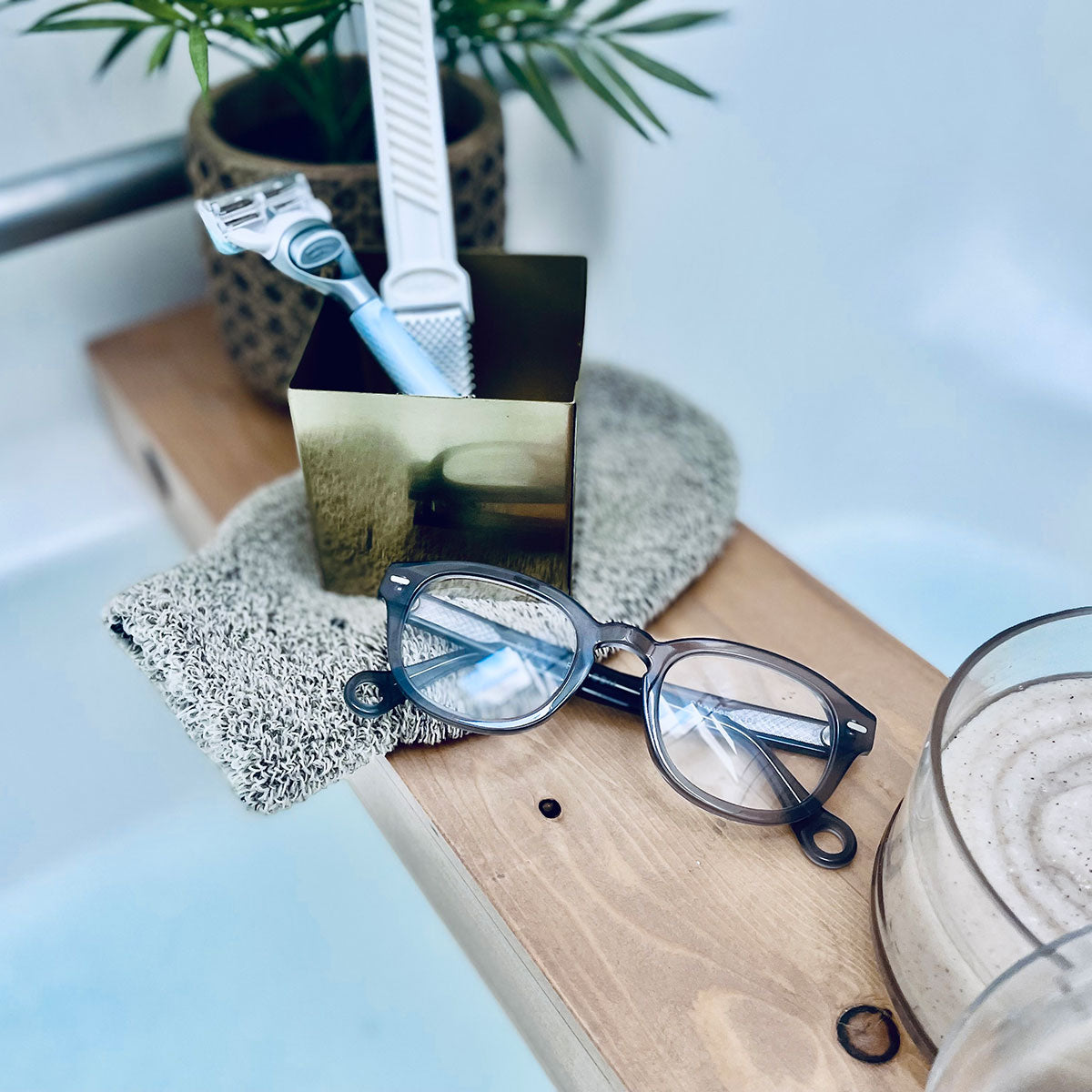Fog-Free Shower Readers - image 13