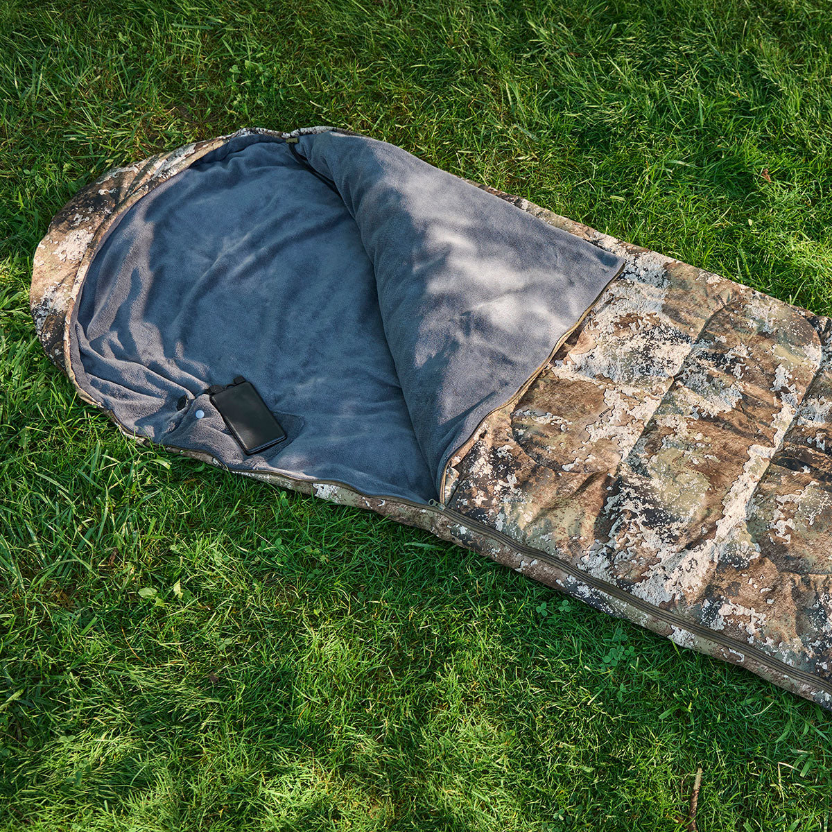 True Timber Heated Sleeping Bag - image 5