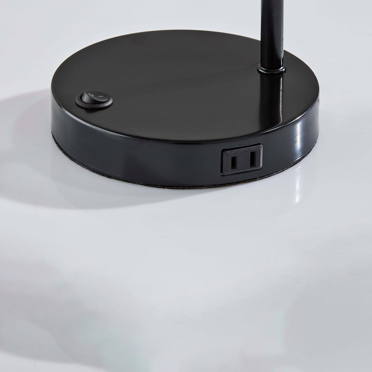 Phone Stand and Charger Desk Lamp - image 13