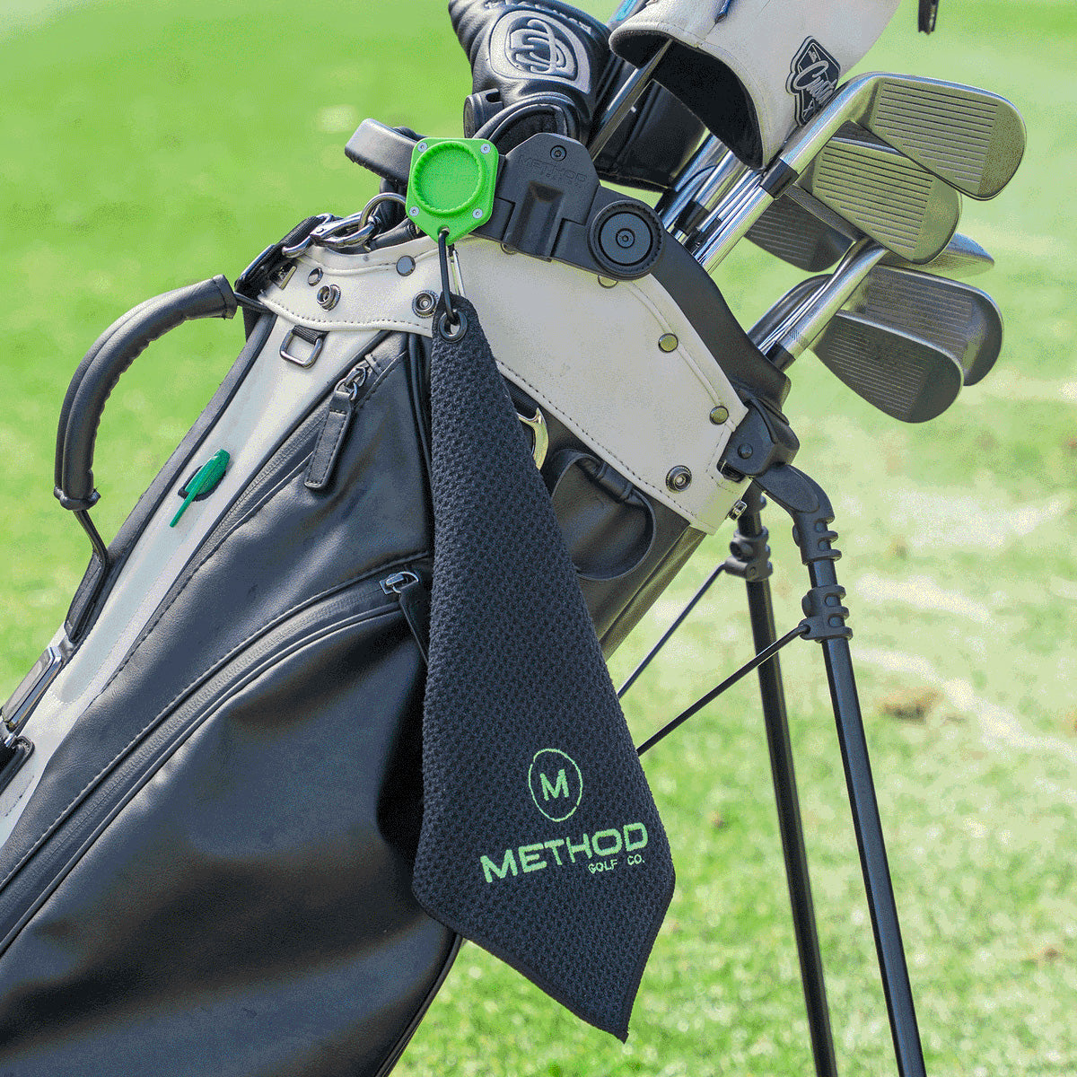 Magnetic Gear Hub for Golf Bags - image 5