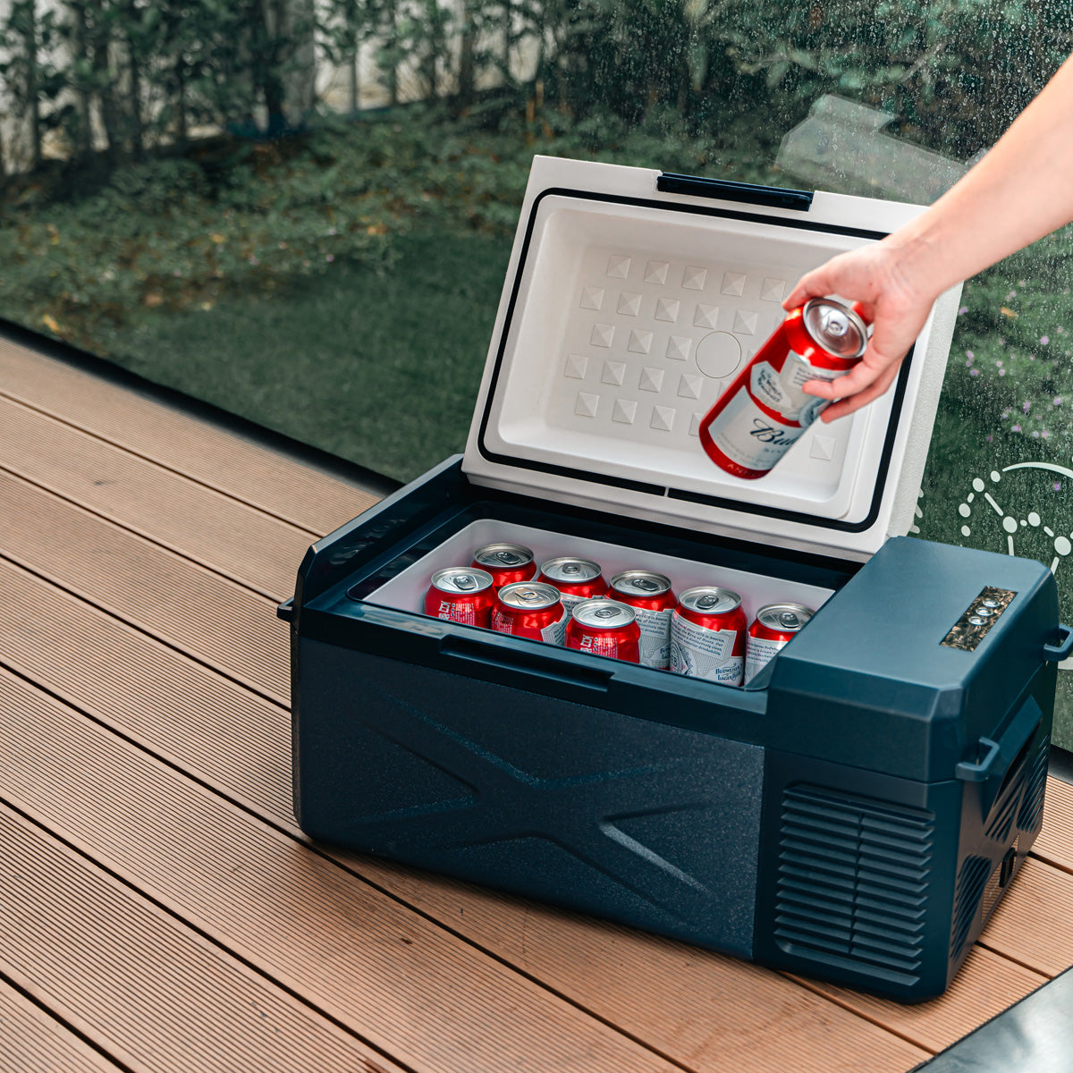 Portable Iceless Electric Cooler - image 12