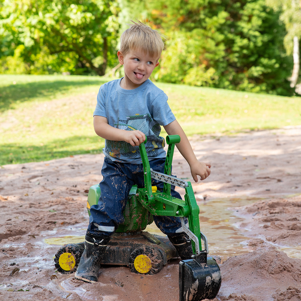 John Deere Ride-On Digger - image 7