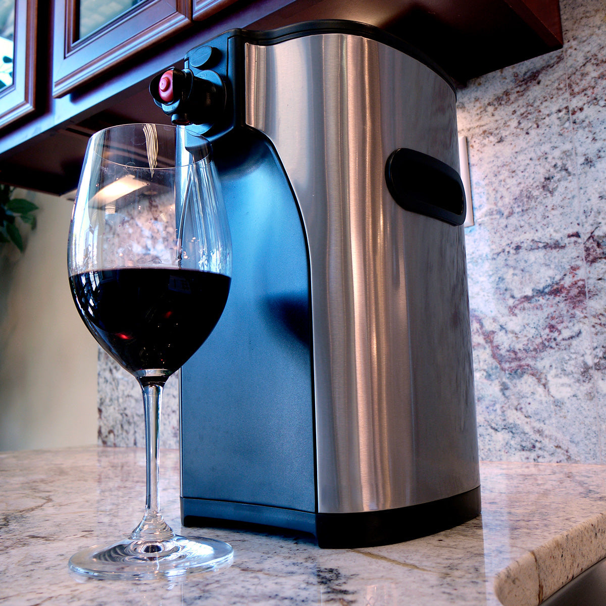 Premium Box Wine Dispenser - image 3