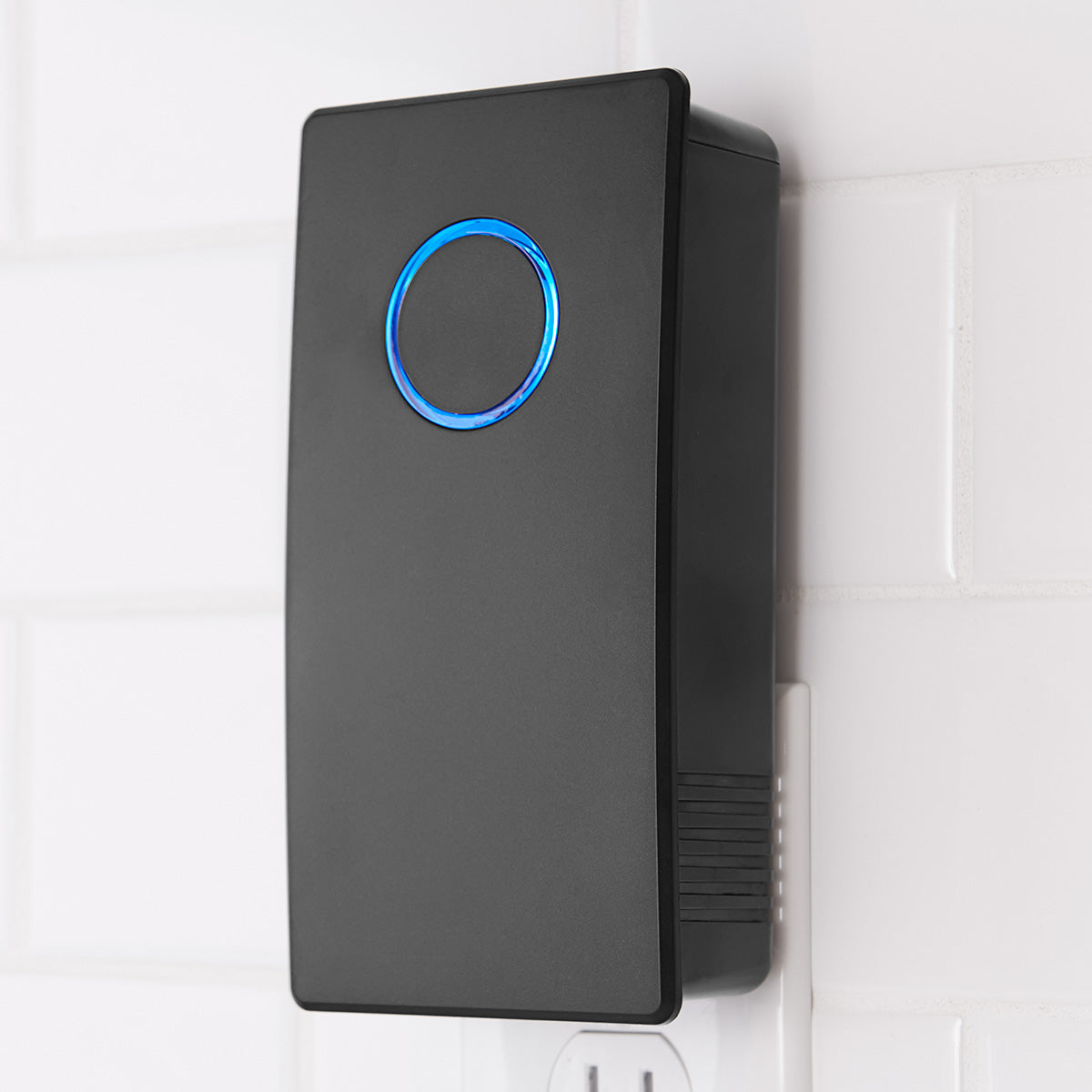 UV-C Plug-In Air Sanitizer