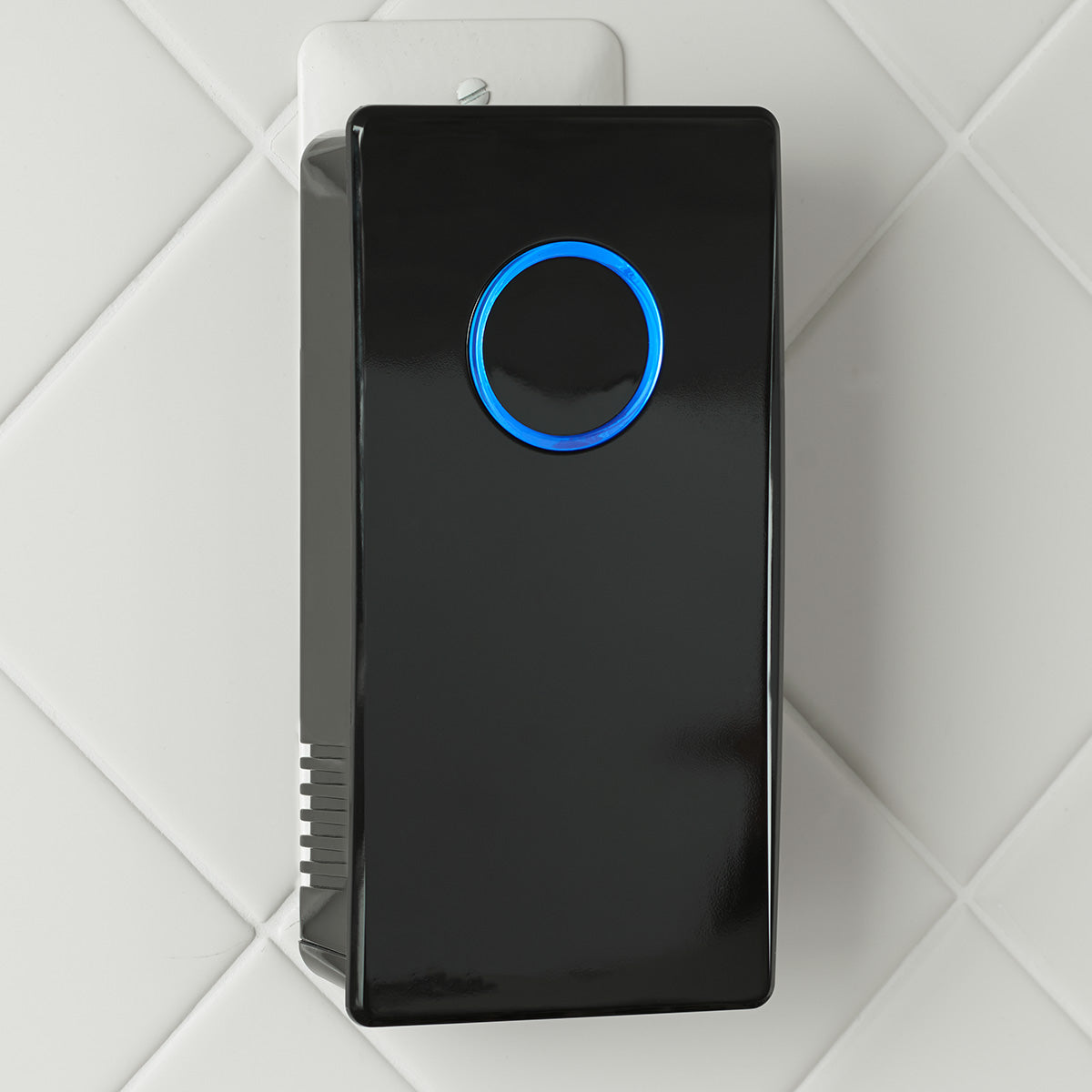 UV-C Plug-In Air Sanitizer - image 8