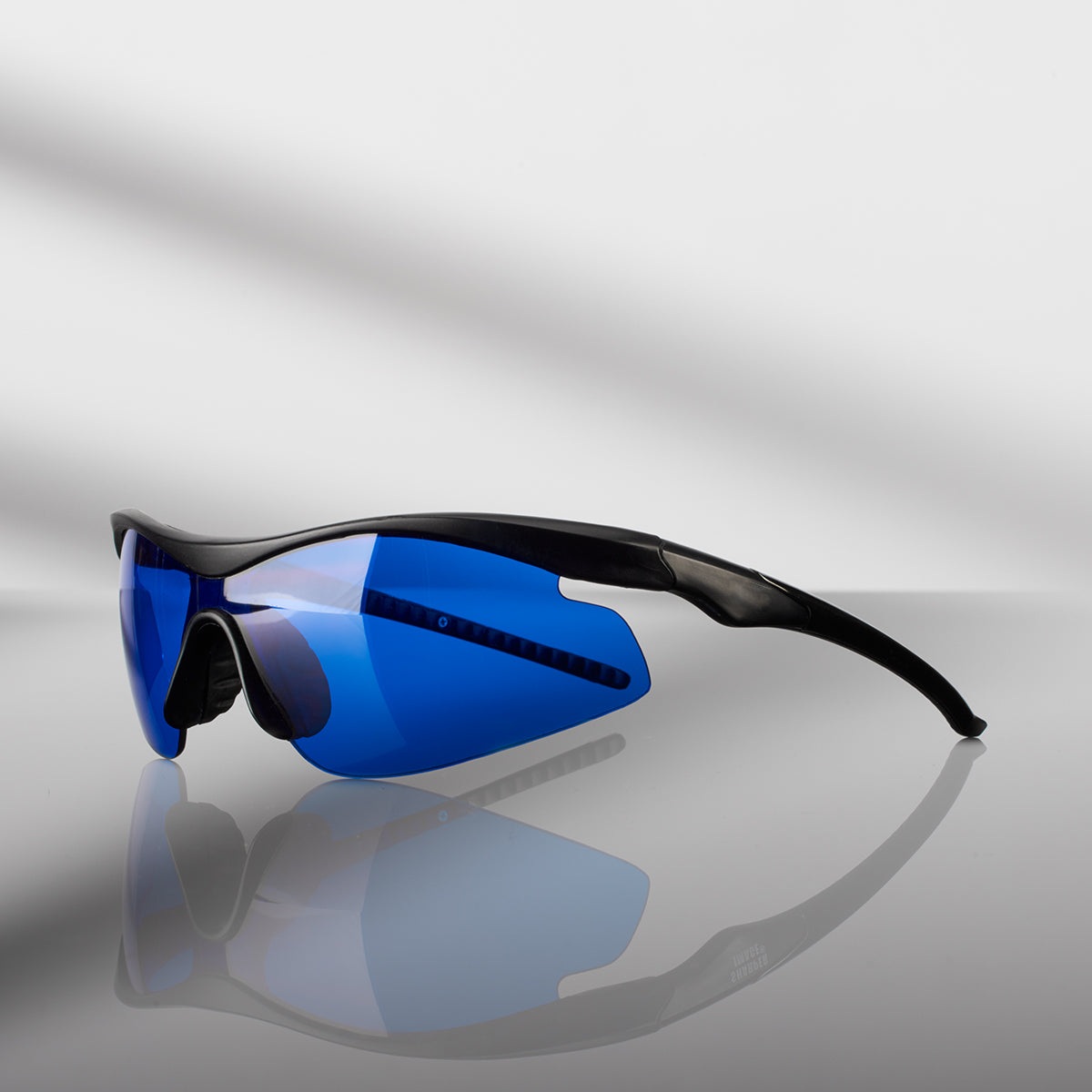 Golf Ball Finding Glasses by Sharper Image - image 3
