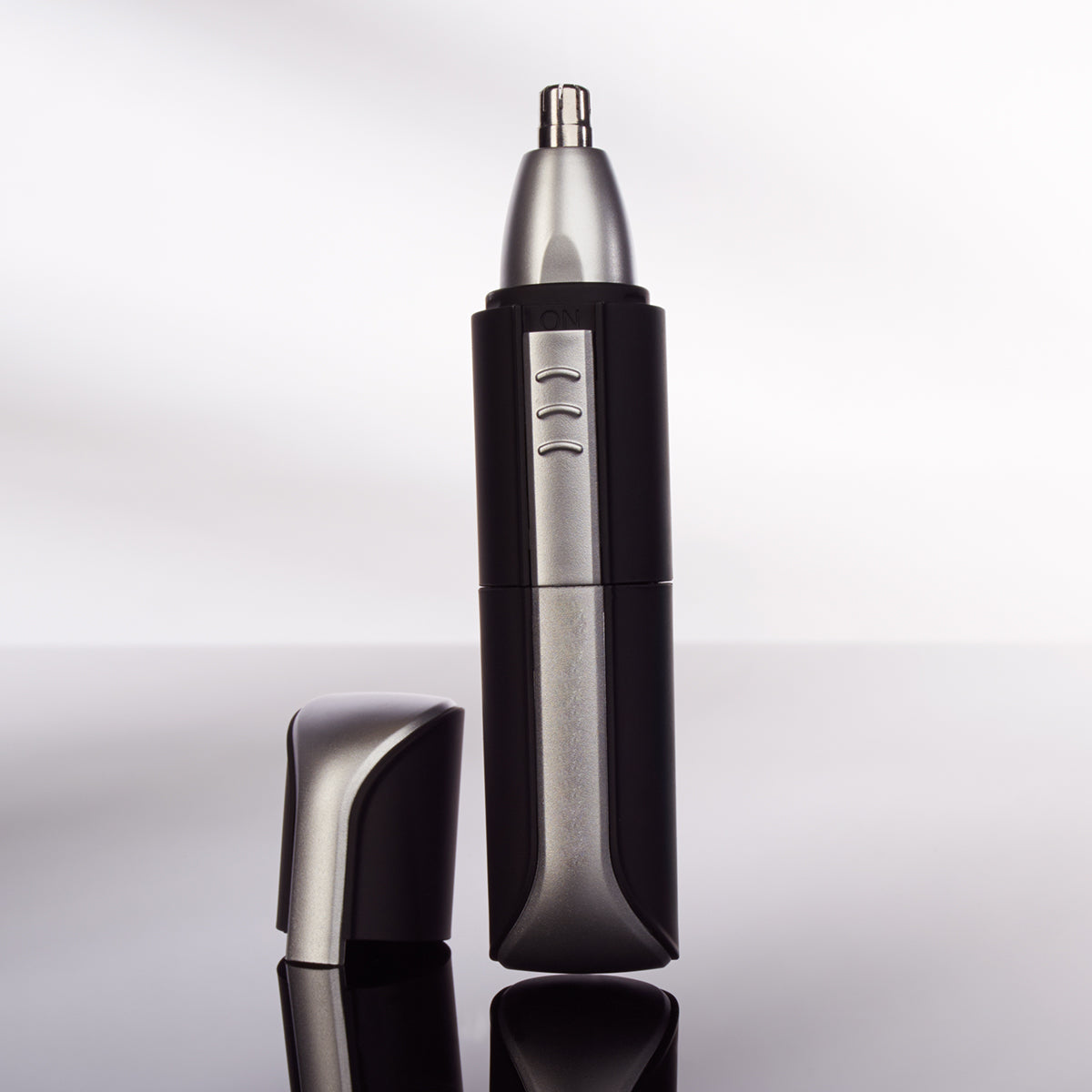 Nose and Ear Hair Trimmer - image 2