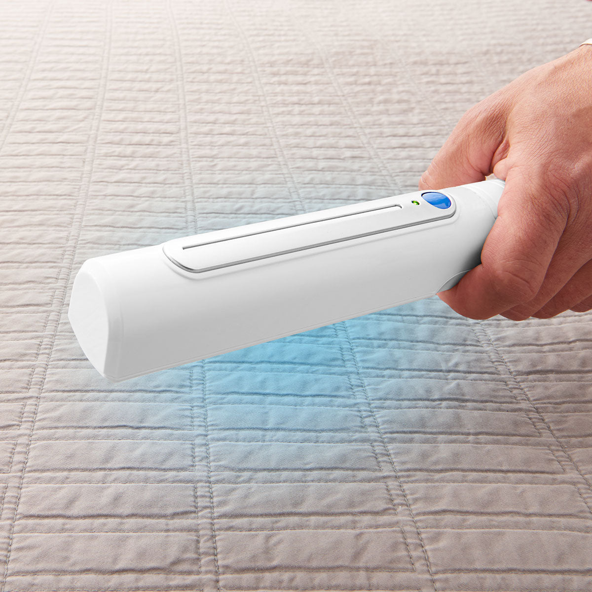 Travel UV Sanitizing Wand by Sharper Image - image 3
