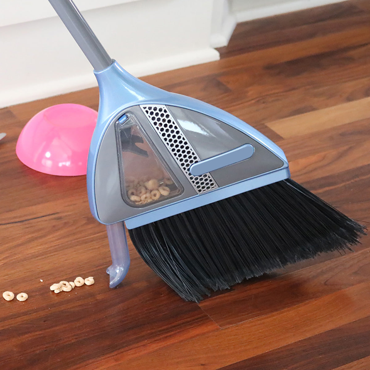 Vacuum Broom - image 5