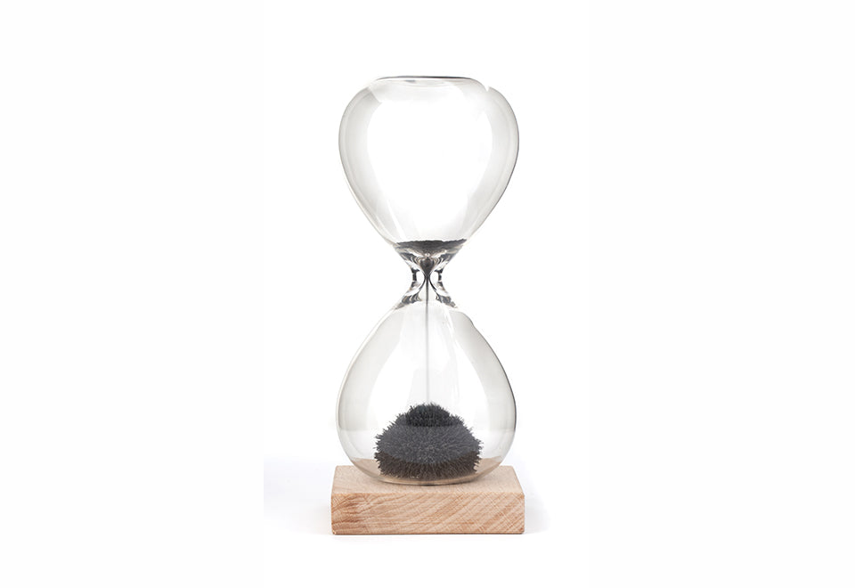 Magnetic Sand Hourglass - image 4