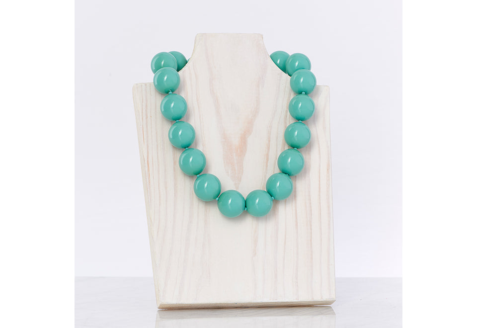 Hot Girls Pearls Cooling Pearl Necklace - image 11