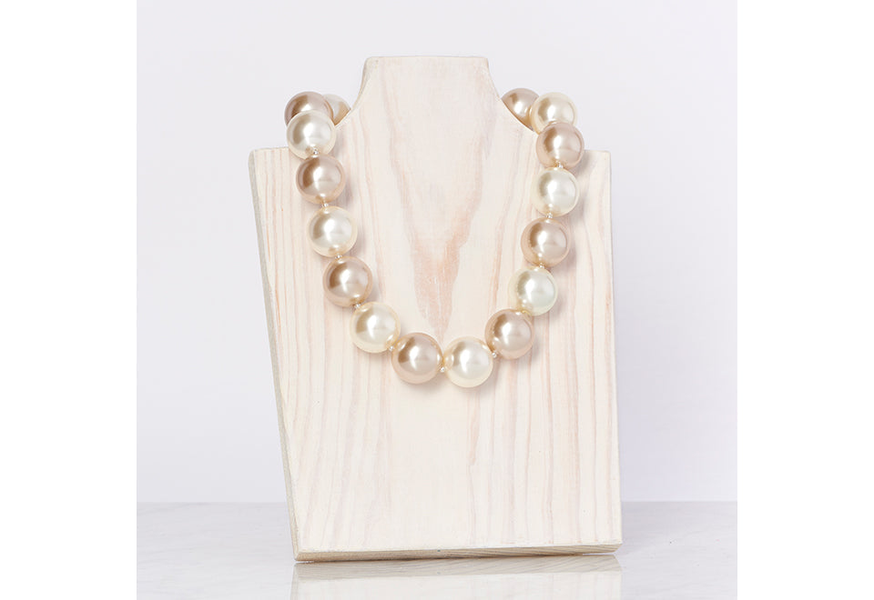 Hot Girls Pearls Cooling Pearl Necklace - image 13